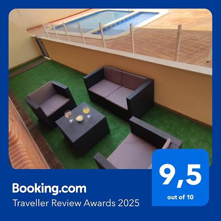 Apartamento Con Patio, Piscina Y Parking Privado Кампелло Экстерьер фото