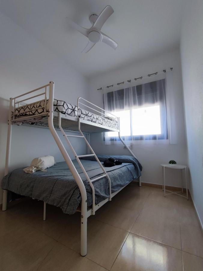 Apartamento Con Patio, Piscina Y Parking Privado Кампелло Экстерьер фото