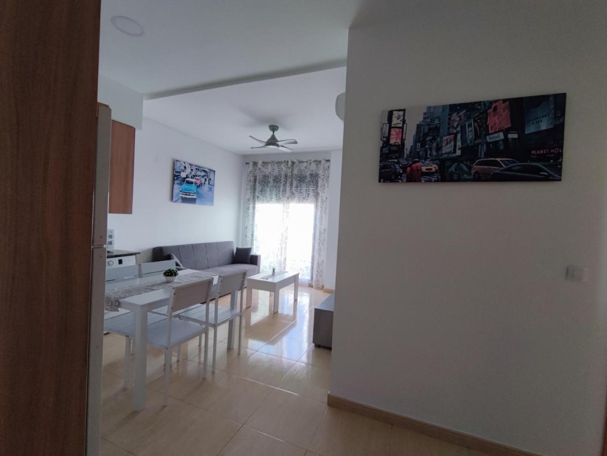 Apartamento Con Patio, Piscina Y Parking Privado Кампелло Экстерьер фото
